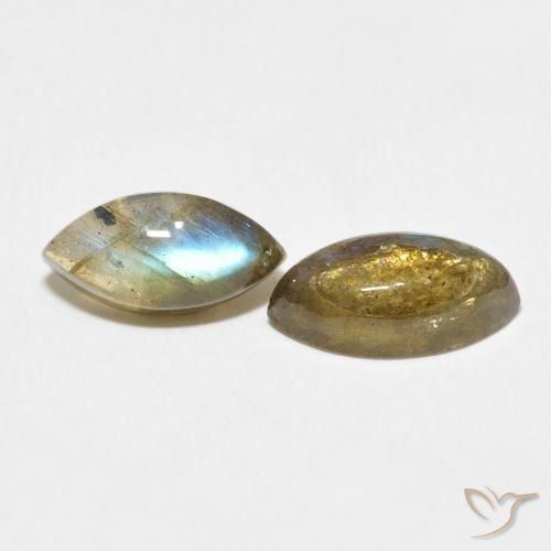 4.84克拉天然拉长石，榄尖形，半透明