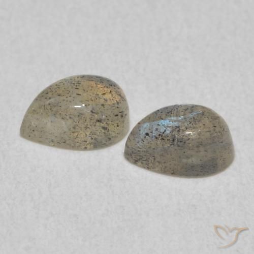 1.07克拉天然拉长石，梨形，半透明