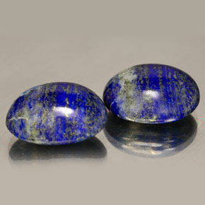 天然青金石，椭圆形切割，17×13.9毫米，不透明