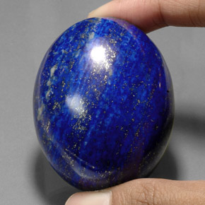 570.00克拉天然青金石，椭圆形切割，53×41.9毫米，不透明