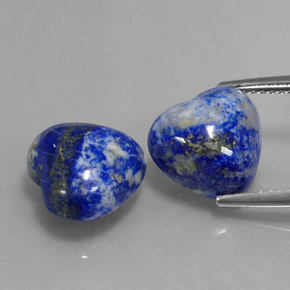 天然青金石，心形，10.8×10.2毫米，不透明