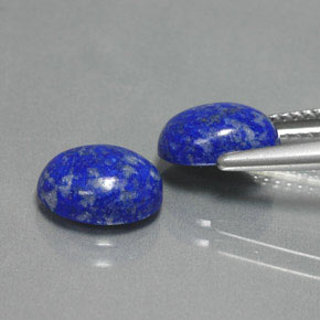天然青金石，椭圆形切割，8.9×7.1毫米，不透明