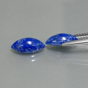 天然青金石，马眼形，11.2×5.6毫米，不透明