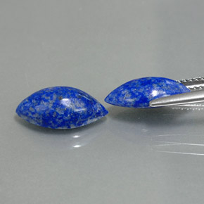 天然青金石，马眼形，13.6×7.1毫米，不透明