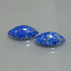 天然青金石，马眼形，11.7×6.1毫米，不透明