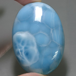 149.60克拉天然拉利玛石，椭圆形切割，50×34.1毫米，不透明