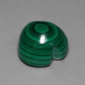 12.10克拉天然绿色孔雀石，心形，12.9×12.8毫米，不透明