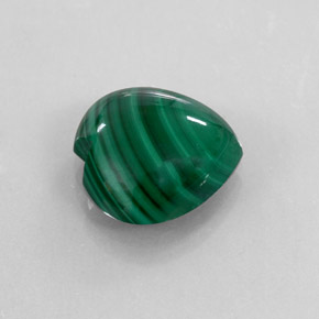 8.74克拉天然绿色孔雀石，心形，13×12.9毫米，不透明
