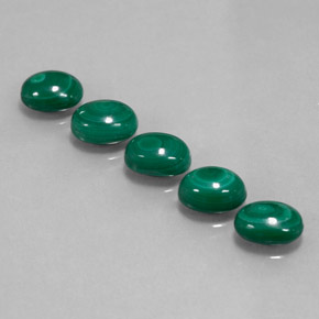 克拉天然孔雀石，椭圆形切割，不透明