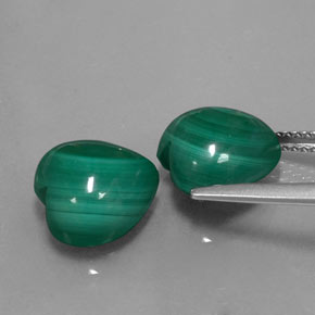天然绿色孔雀石，心形，10.1×10.1毫米，不透明