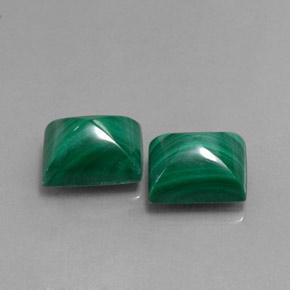 10.57天然绿色孔雀石，长方形切工，10×8.2毫米，不透明