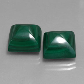 天然绿色孔雀石，方形，11.2×11.2毫米，不透明