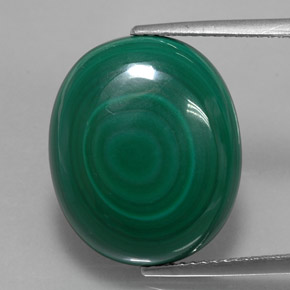 18.06克拉天然绿色孔雀石，椭圆形切割，18.1×15.1毫米，不透明