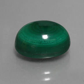 8.38克拉天然绿色孔雀石，椭圆形切割，12.3×9.3毫米，不透明