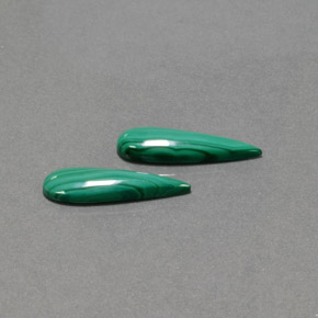 5.06天然绿色孔雀石，梨形，18×5.1毫米，不透明