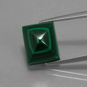 8.63克拉天然孔雀石，狭长方形，不透明