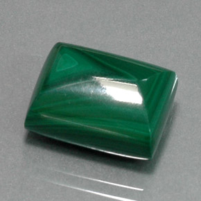 19.81克拉天然绿色孔雀石，长方形切工，15.2×12.2毫米，不透明