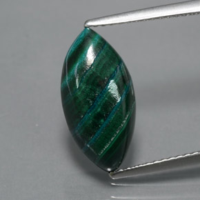 5.63克拉天然绿色孔雀石，马眼形，15.5×7.8毫米，不透明