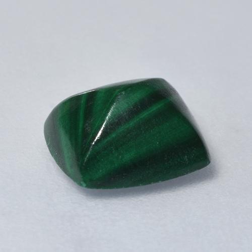 1.69克拉天然绿色孔雀石，垫形剪裁，7.1×6.5毫米，不透明