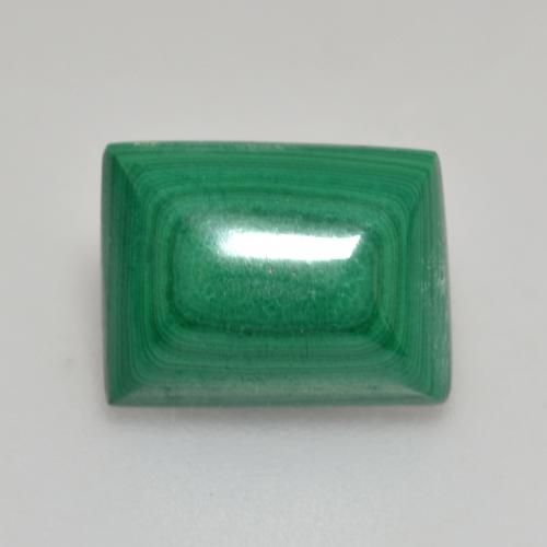 2.95克拉天然绿色孔雀石，长方形切工，9.5×7.3毫米，不透明