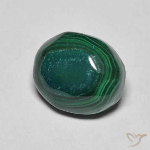 6.69克拉天然孔雀石，椭圆形，不透明