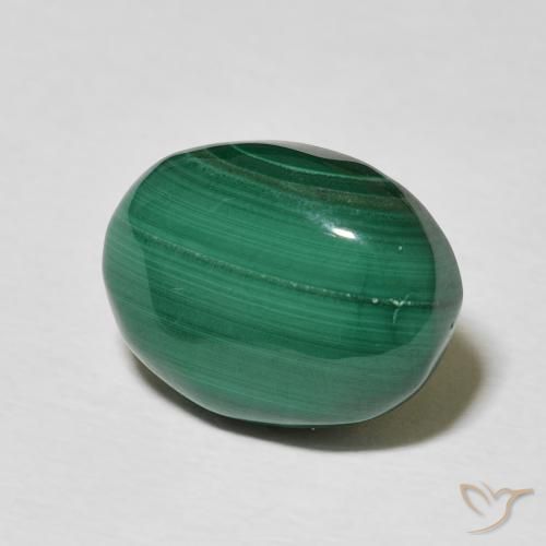 8.00克拉天然孔雀石，椭圆形，不透明