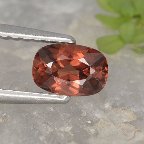 0.72ct 天然 深红色 马来亚石榴石, 软垫, VVS-VS