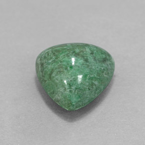 4.64克拉天然绿色抹西西玉，三角形，11.1×10.9毫米，不透明
