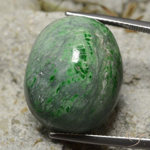 35.77ct 天然 暗绿色 莫坐坐, 椭圆形, 不透明