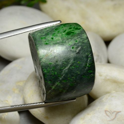 77.61ct 天然 暗绿色 莫坐坐, 狭长方形, 不透明
