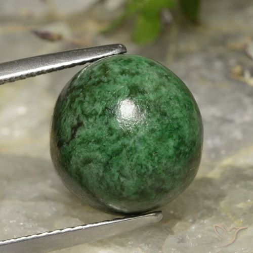 12.60ct 天然 深绿色 莫坐坐, 圆形的, 不透明