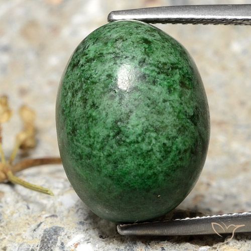 18.43ct 天然 中绿色 莫坐坐, 椭圆形, 不透明