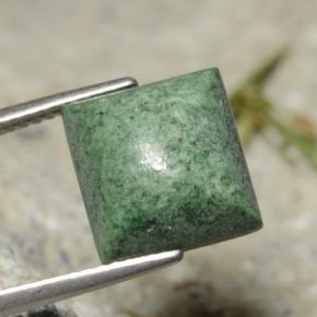 6.26克拉天然绿色抹西西玉，方形，10.7×10.1毫米，不透明