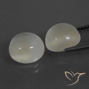 6.32克拉天然月长石，圆形的，半透明