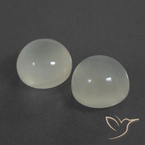 6.94克拉天然月长石，圆形的，半透明
