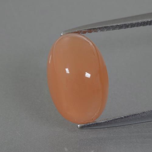 4.42克拉天然月长石，椭圆形切割，半透明