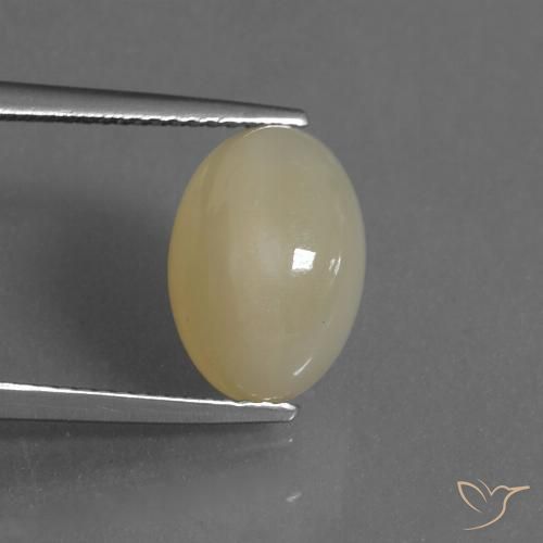 4.88ct 天然 淡黄色 月长石, 椭圆形, 半透明