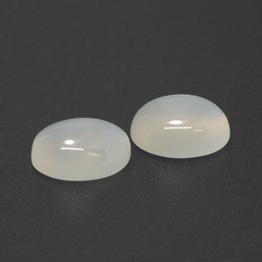 5.71克拉天然月长石，椭圆形切割，半透明