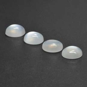 5.50天然白色月光石，椭圆形切割，8.1×6.1毫米，半透明