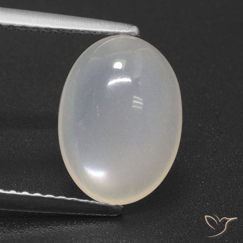 3.25ct 天然 暖白 月长石, 椭圆形, 半透明