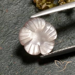 3.00克拉天然月长石，花形切割，半透明