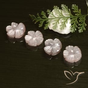 8.18克拉天然月长石，花形切割，半透明