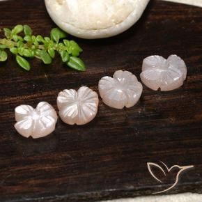5.10克拉天然月长石，花形切割，半透明