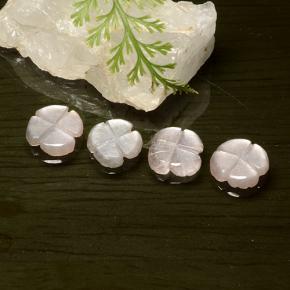 4.14克拉天然月长石，花形切割，半透明