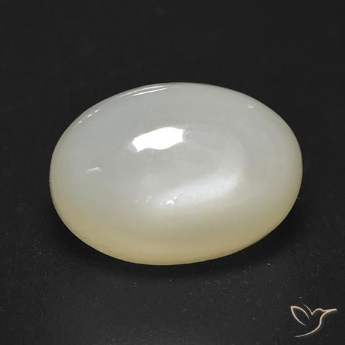 3.92ct 天然 暖白 月长石, 椭圆形, 半透明