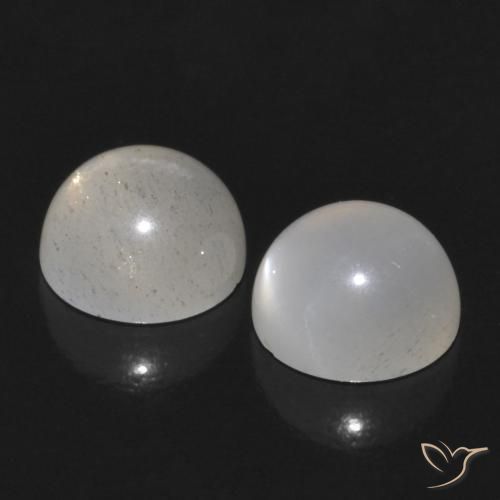 1.15克拉天然月长石，圆形的，半透明