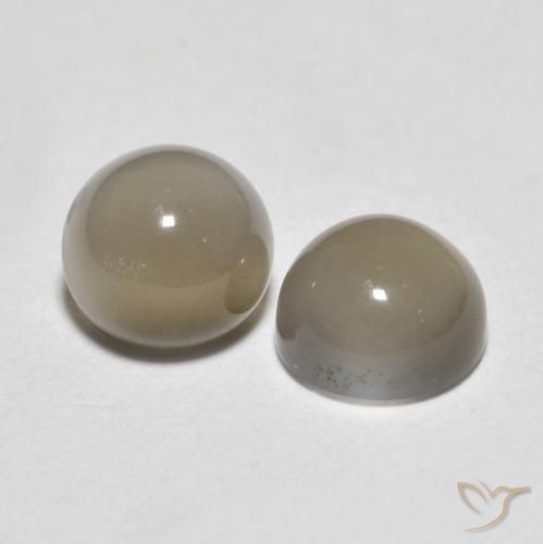1.12克拉天然月长石，圆形的，半透明
