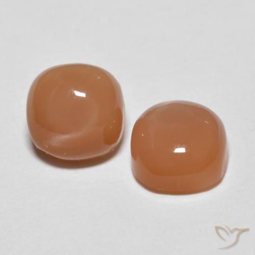 2.14克拉天然月长石，软垫，不透明