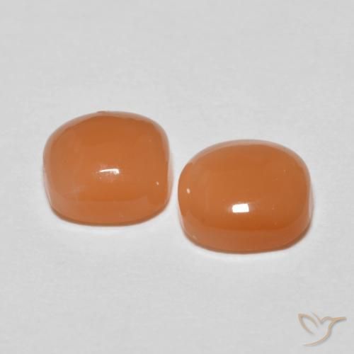 1.58克拉天然月长石，软垫，半透明