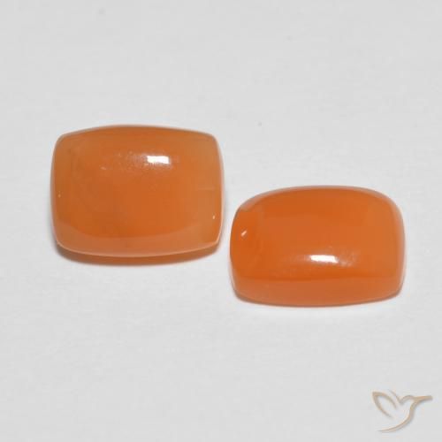 2.58克拉天然月长石，软垫，半透明